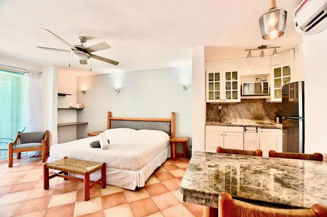 Solymar Condo Beach Resort By Casago Cancun Exterior photo