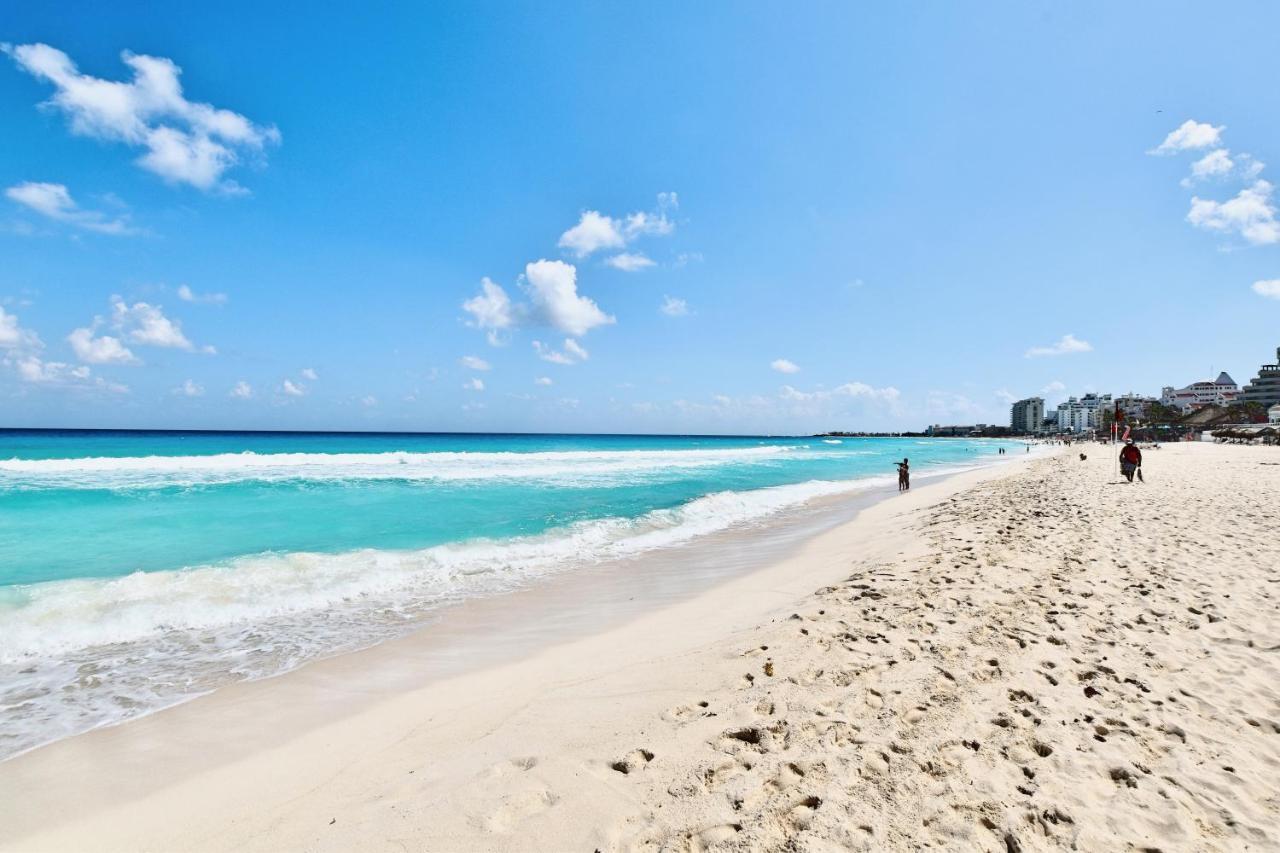Solymar Condo Beach Resort By Casago Cancun Exterior photo